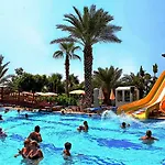 Caretta リゾート 4*