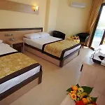 リゾート Caretta 4*